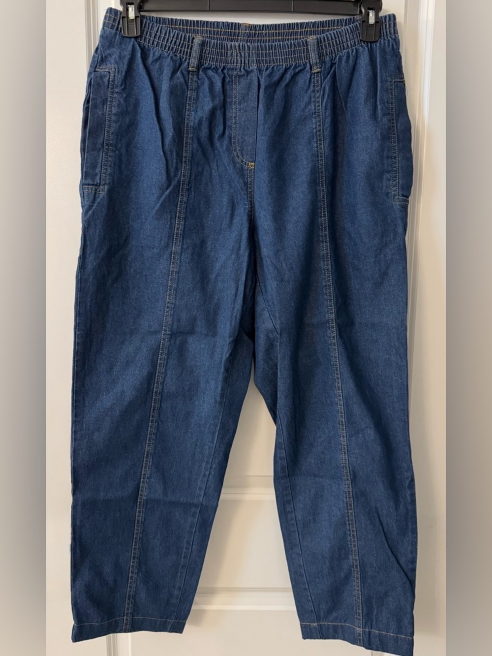 #1928  Roaman’s Pull On Elastic Waist Medium Wash Blue Denim Jeans Slash Pockets